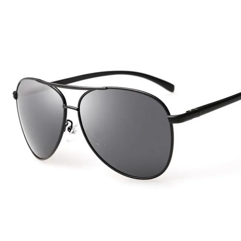 Classic Metal Frame Sunglasses