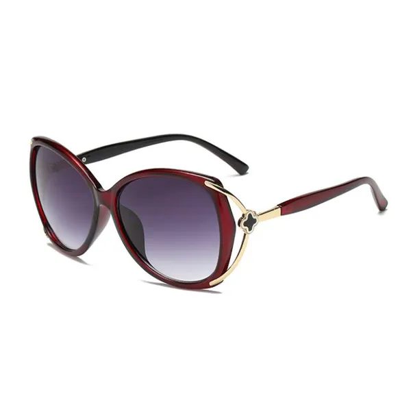 Clover Women Plastic Sunglasses