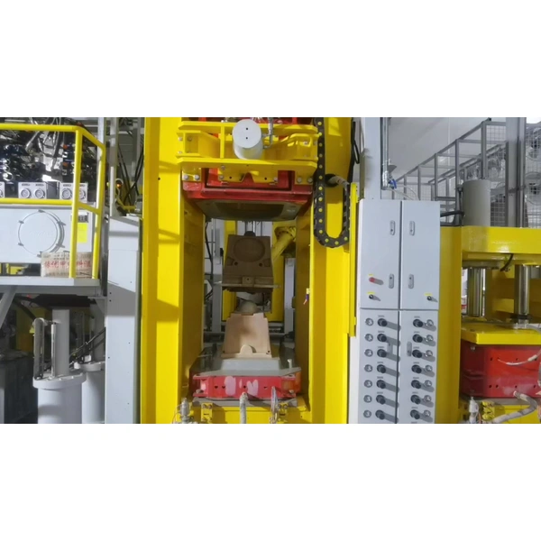 Robotic high-pressure casting and bonding station for WC Pans and Bidets