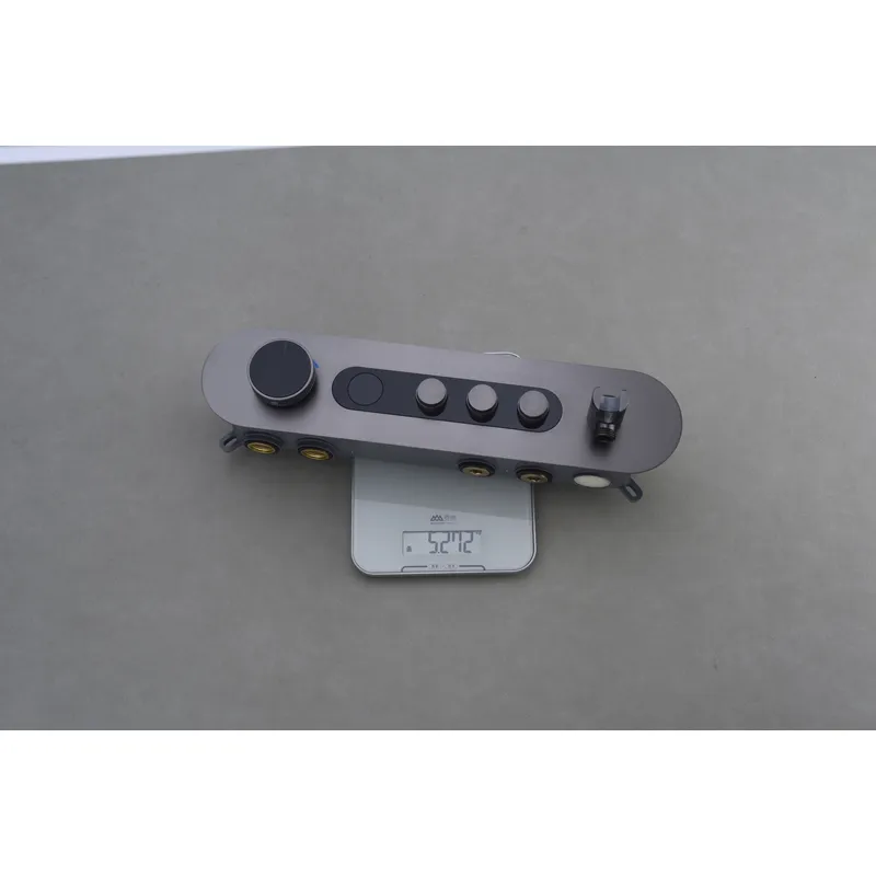 Brass shower head set Separate simple bath bath mixing valve Bath gun Grey hotel bath faucet