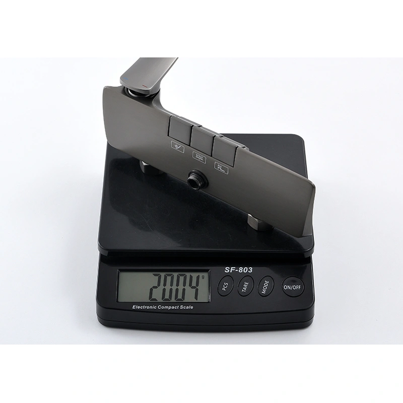 Brass shower head set Separate simple bath bath mixing valve Bath gun Grey hotel bath faucet