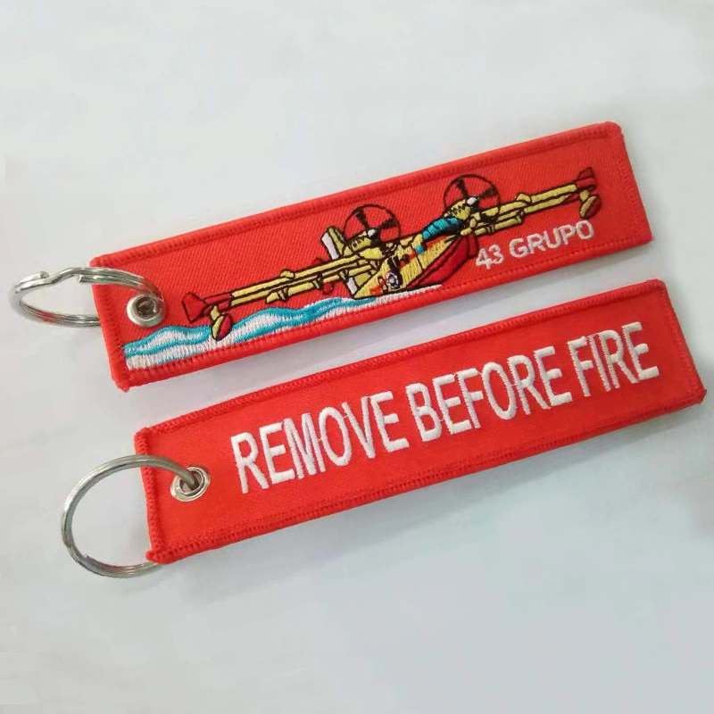 вышитые брелки, вышитые индивидуальные брелоки для сумок, вышивальные брелки для одежды 