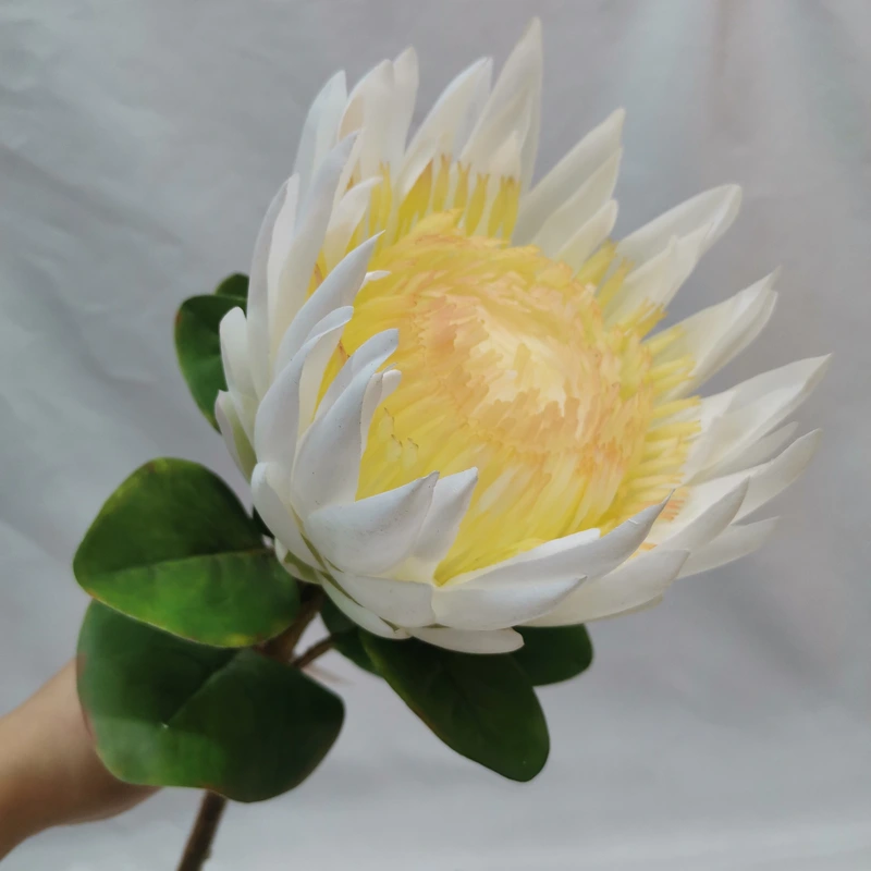 High quality simulation hand feel protea cynaroides flowers