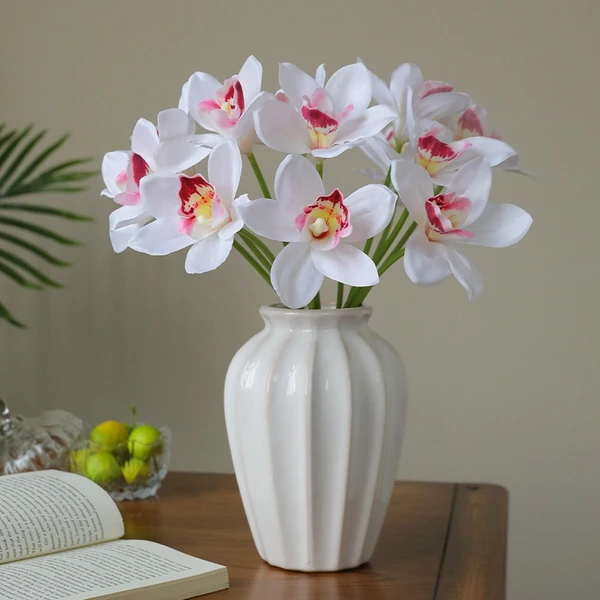 Hot design 6 heads lifelike artificial arrangement cymbidium orchid flower bouquet for bride holding flower home decoration