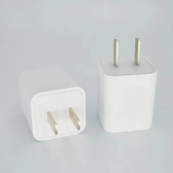 12W 5V/2.4A fast charger Full 2.4A 12W Private mold single or dual usb