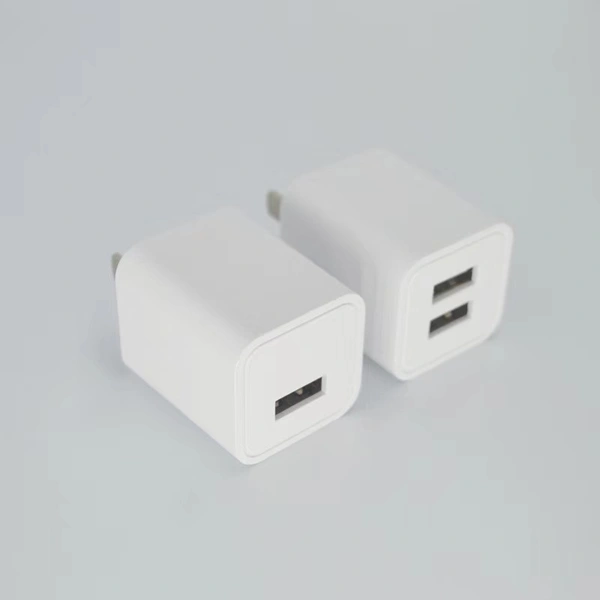 12W 5V/2.4A fast charger Full 2.4A 12W Private mold single or dual usb