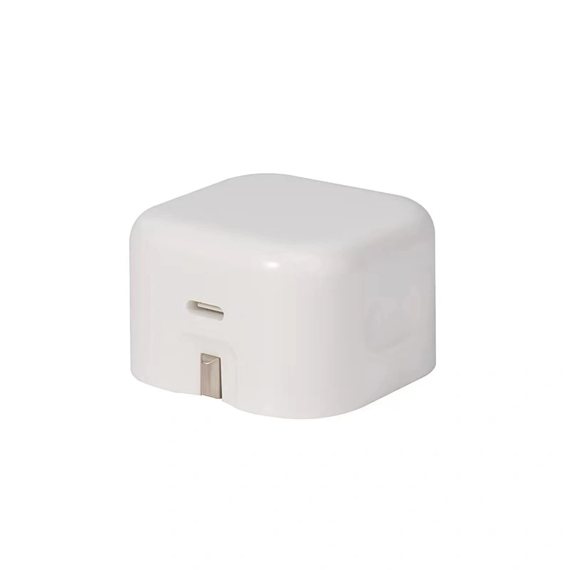 UK 3pin plug orginal cube charger Type C fast charging PD 20W charger
