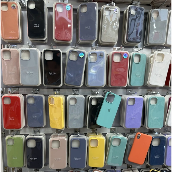 Original Soft Silicon iPhone Cover iPhone Case for iPhone 14 | Factory