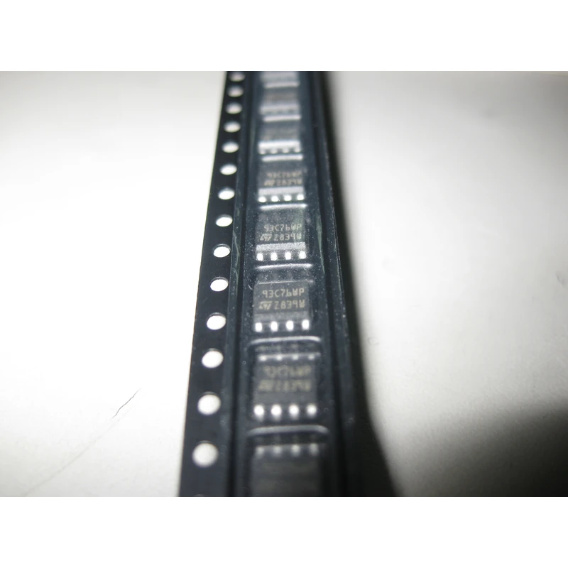 chips de coche 93c76 