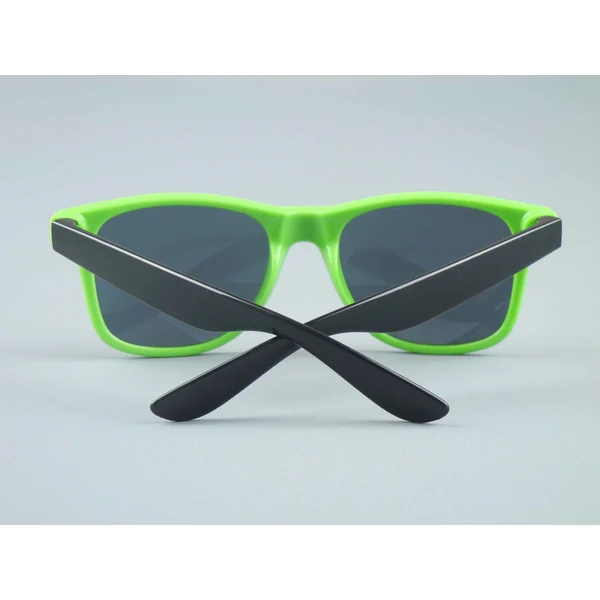 China Fashion Custom Made Sunglasses -Factory Direct Wholesale