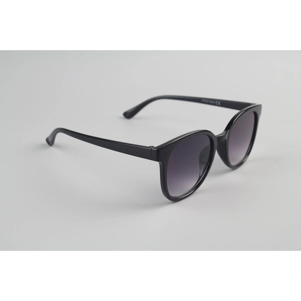 eco-friendly recycled plastic R-PET sunglases