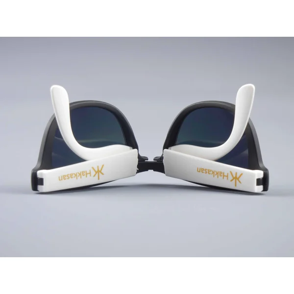 China Customized Folding Sunglasses With Logo 