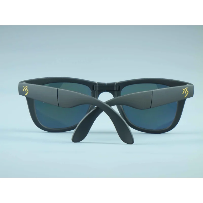 China Customized Folding Sunglasses With Logo 