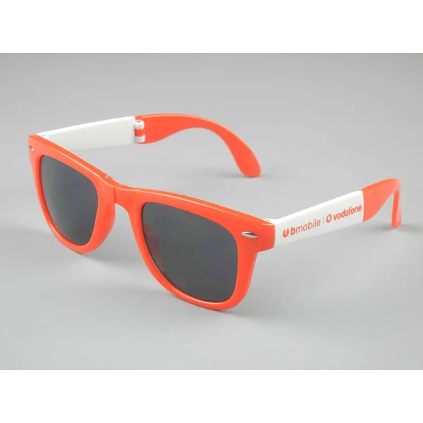 China Customized Folding Sunglasses With Logo