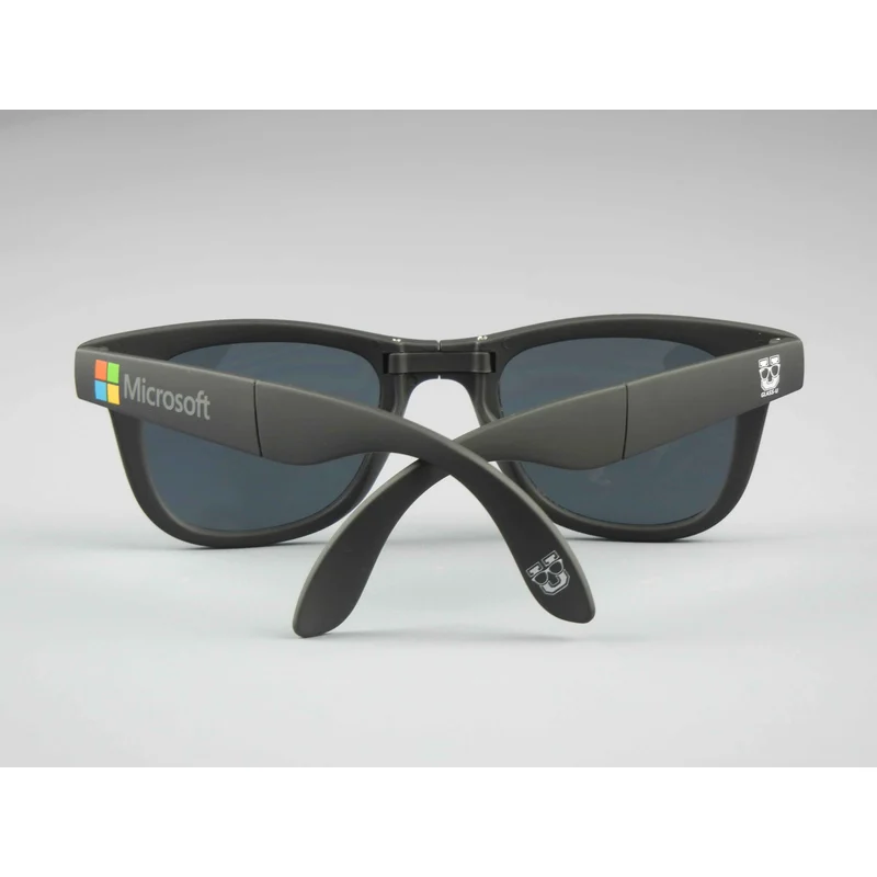 China Customized Folding Sunglasses With Logo 