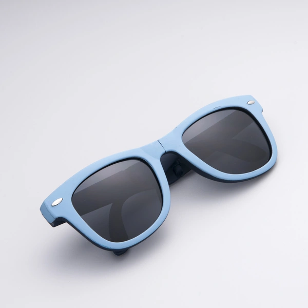 China Customized Folding Sunglasses With Logo 
