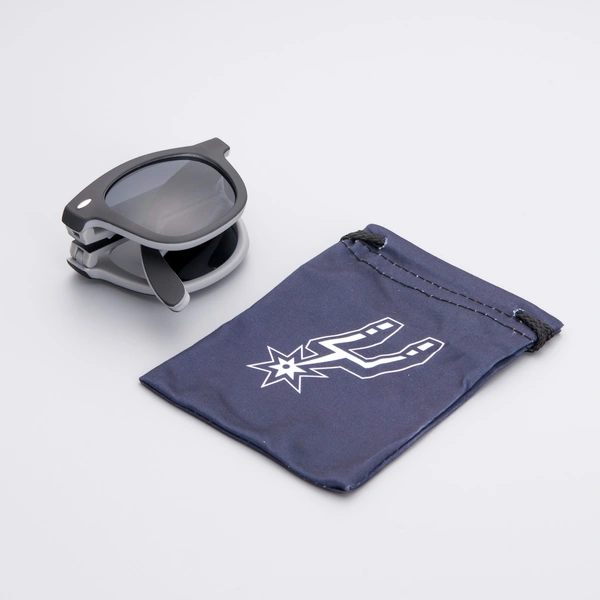 China Customized Folding Sunglasses With Logo 