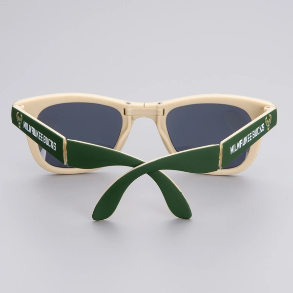 China Customized Folding Sunglasses With Logo 