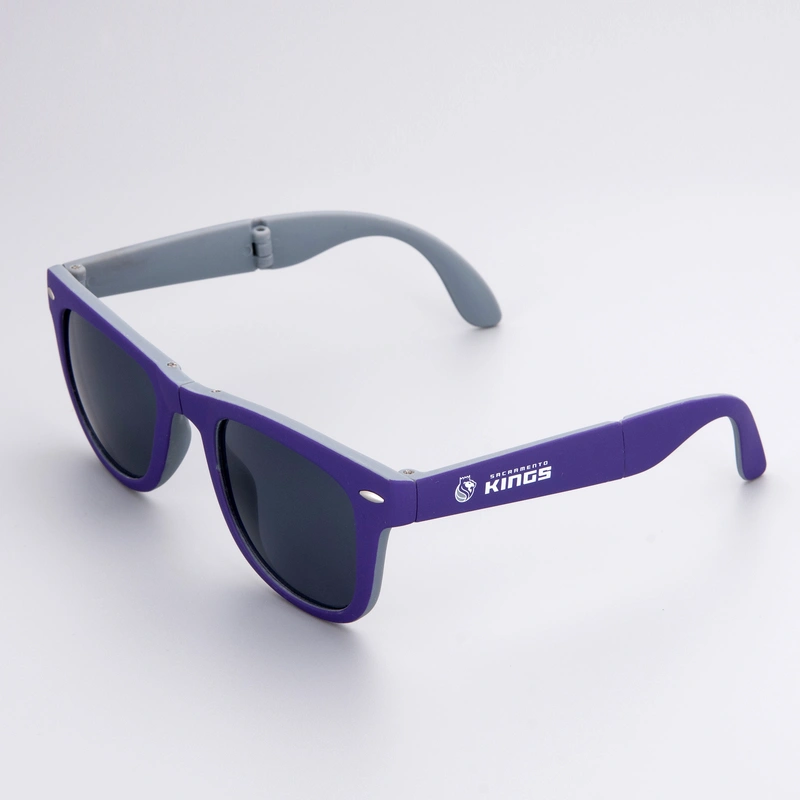 China Customized Folding Sunglasses With Logo 