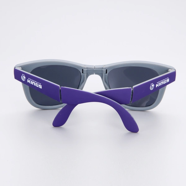 China Customized Folding Sunglasses With Logo 