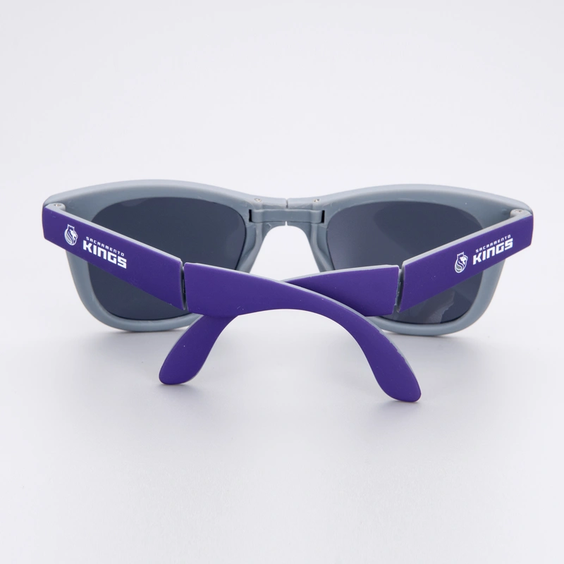China Customized Folding Sunglasses With Logo 