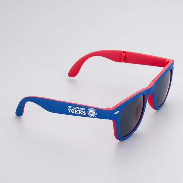 China Customized Folding Sunglasses With Logo 