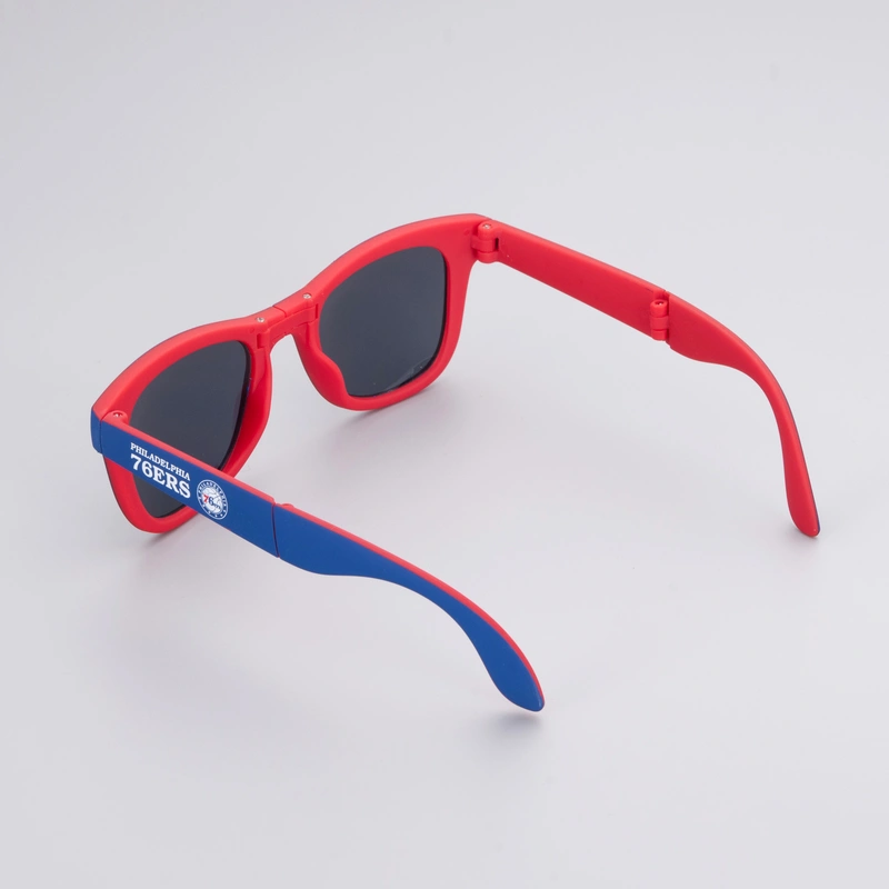 China Customized Folding Sunglasses With Logo 