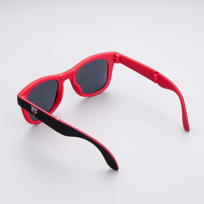 China Customized Folding Sunglasses With Logo 