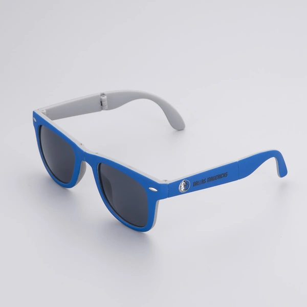 China Customized Folding Sunglasses With Logo 