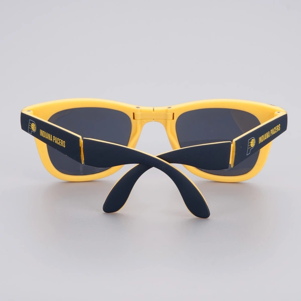 China Customized Folding Sunglasses With Logo 