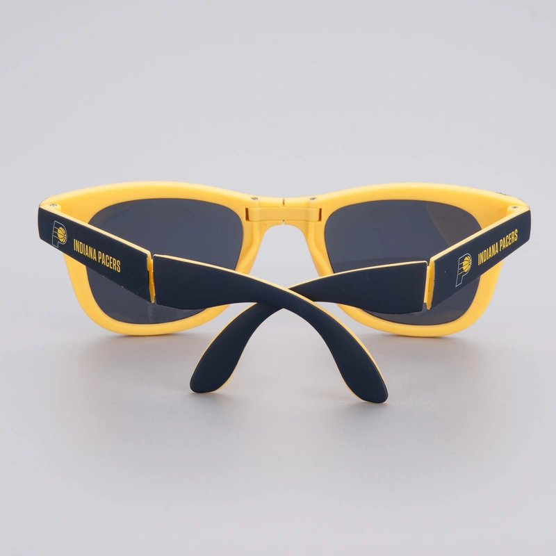 China Customized Folding Sunglasses With Logo 