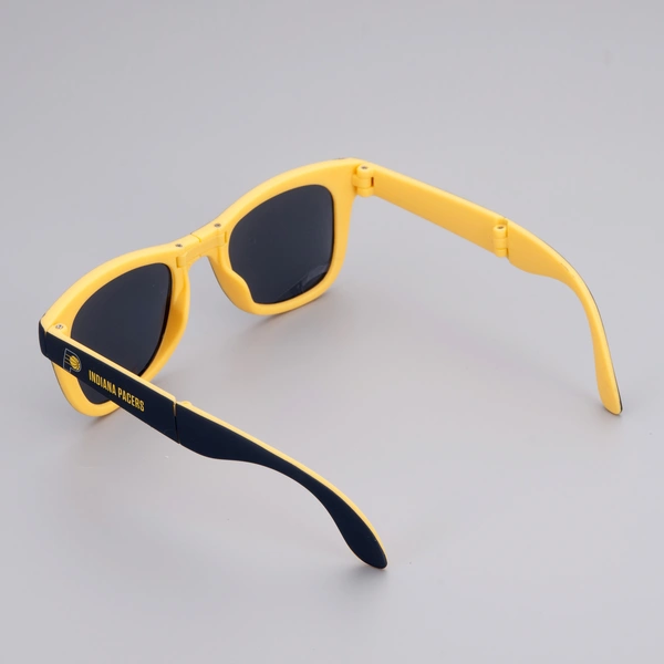 China Customized Folding Sunglasses With Logo 