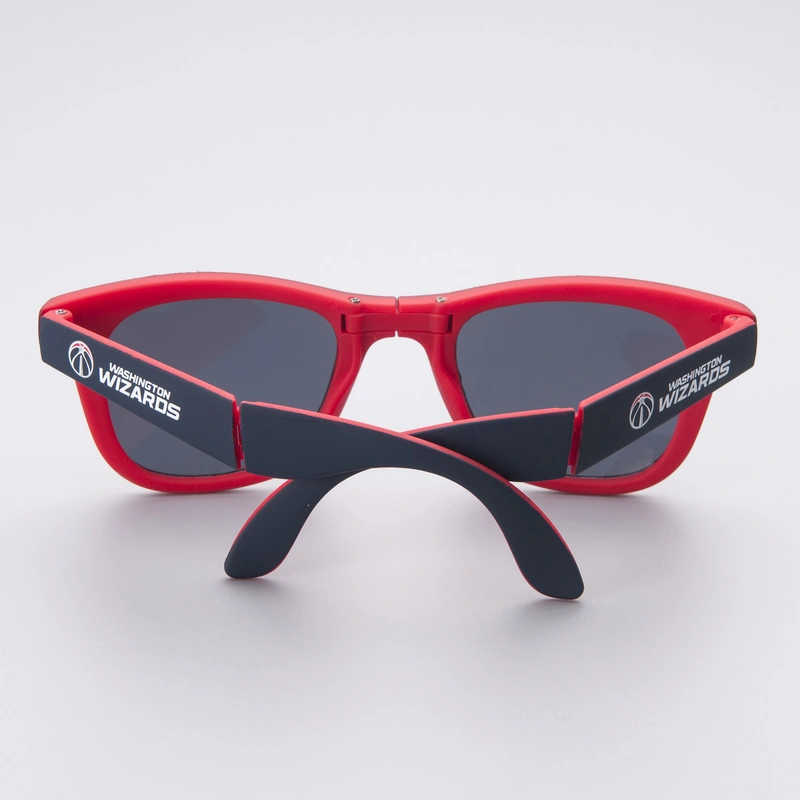 China Customized Folding Sunglasses With Logo 