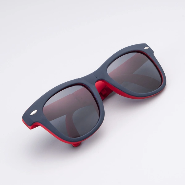 China Customized Folding Sunglasses With Logo 