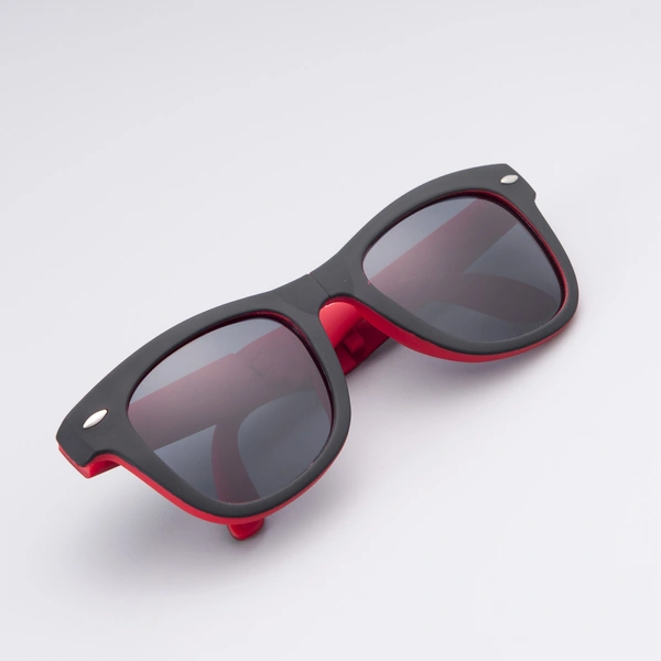China Customized Folding Sunglasses With Logo 