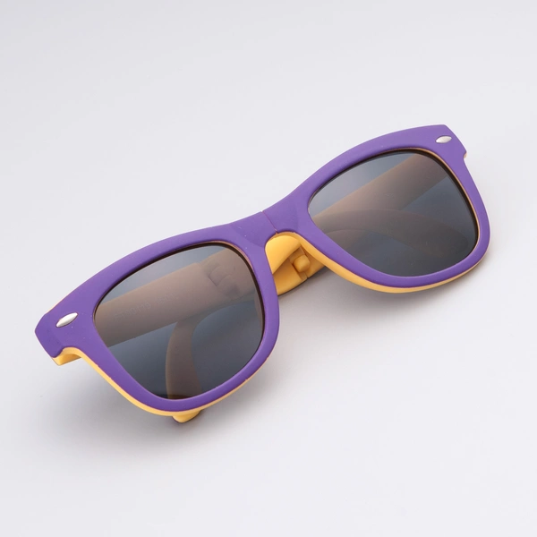 China Customized Folding Sunglasses With Logo 