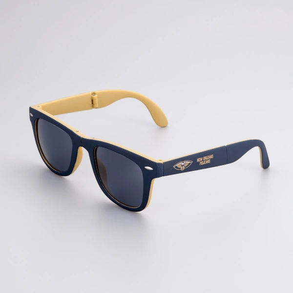 China Customized Folding Sunglasses With Logo 