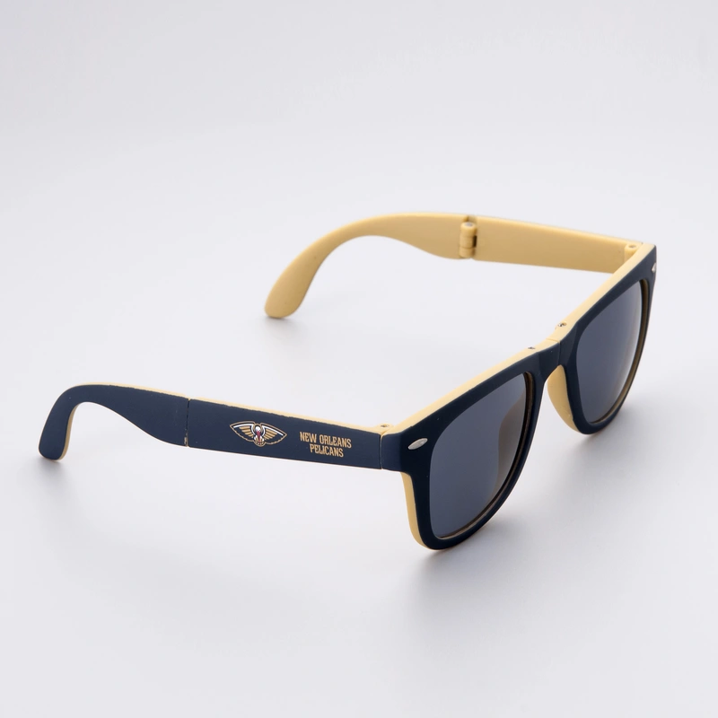 China Customized Folding Sunglasses With Logo 