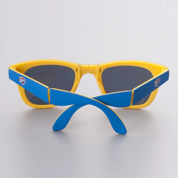 China Customized Folding Sunglasses With Logo 