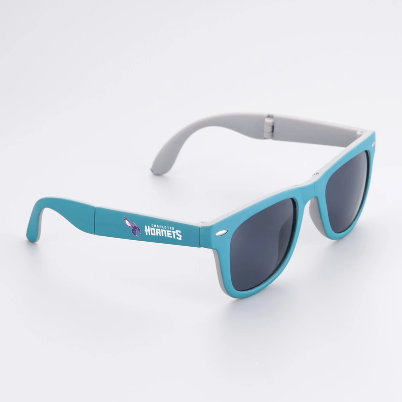 China Customized Folding Sunglasses With Logo 