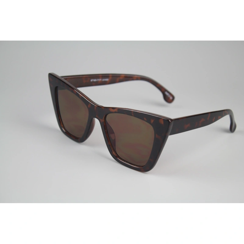 China Customized Cat Eye Hot Sale Sunglasses 