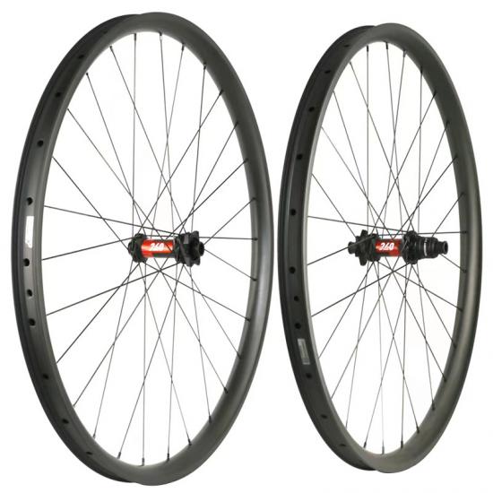 How to set up road bike tubeless tyres for your clincher/ tubless carbon wheel 