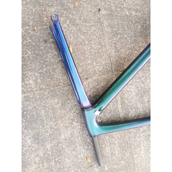 Light Carbon Road bike frame for racing bike disc brake / rim brake 