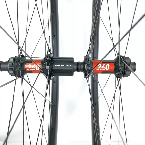 dt 240 moyeu vélo de route frein à disque jeu de roues tubulaires en fibre de carbone