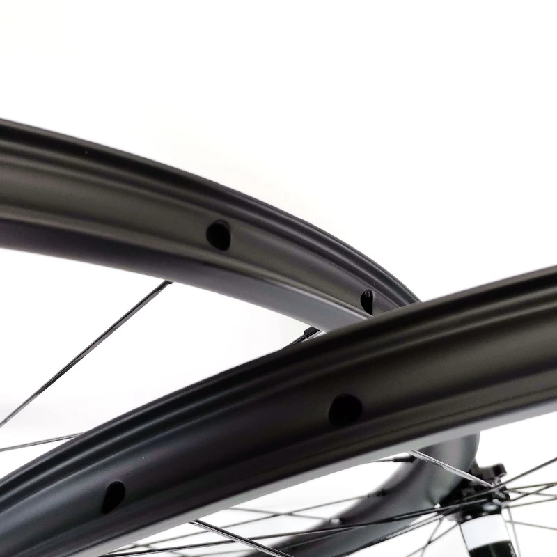 dt350 oem 700c gravel et cyclocross caron roue