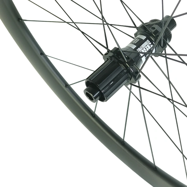 dt350 oem 700c gravel et cyclocross caron roue