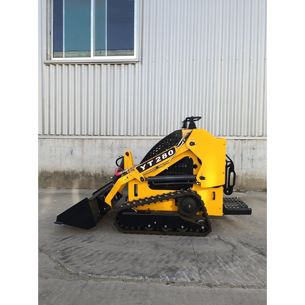 YT380 skid steer loader with gasoline engine
