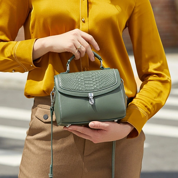 Women's crossbody bag wholesale