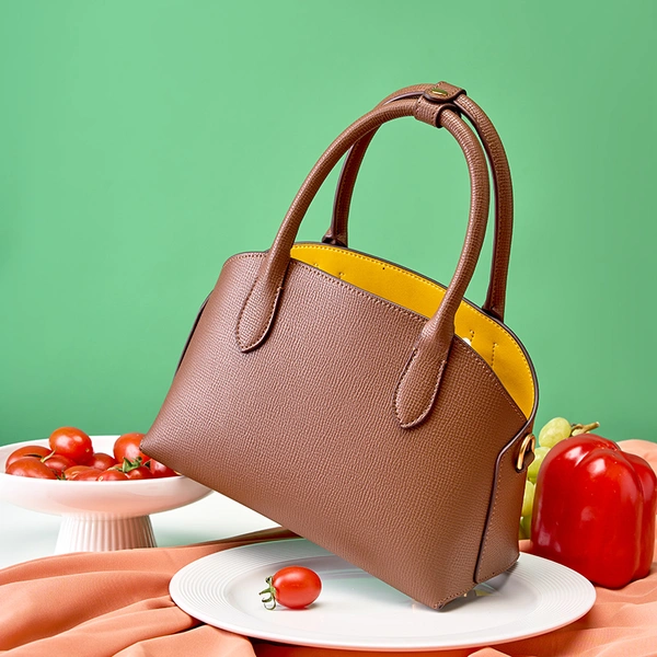 Trendy women's bag