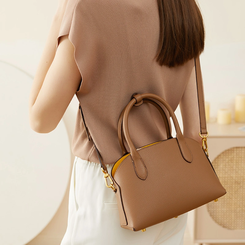  Trendy women's bag